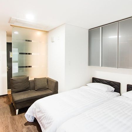 سيول Hotel Arinus Shinchon المظهر الخارجي الصورة